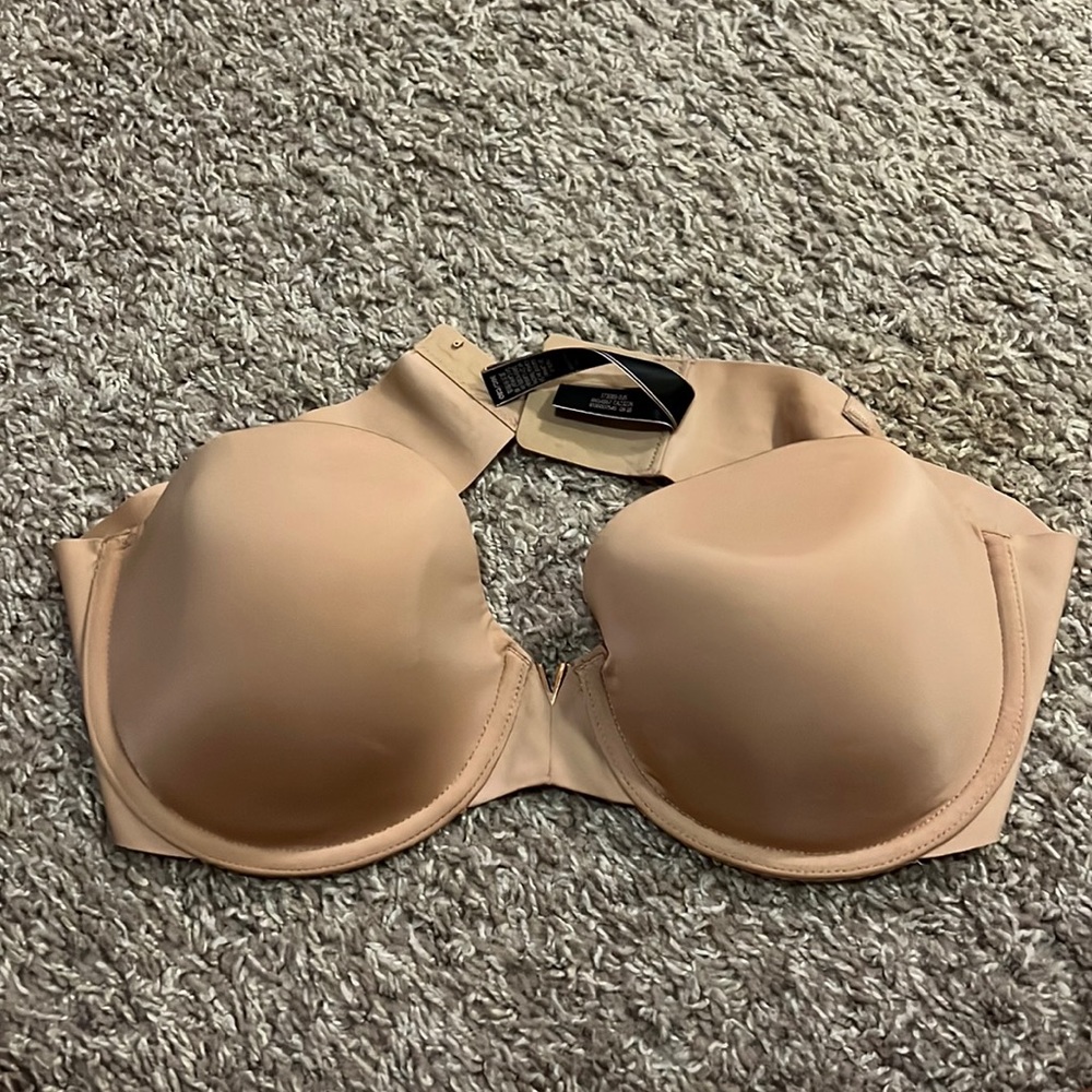 Victoria Secret Strapless Bra